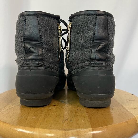Tommy Hilfiger Women's Rain Duck Boots Black and Gray Size 8 - Picture 9 of 9